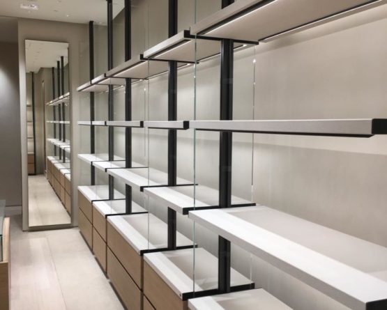 LOCALE Realizzazione arredamento negozio per Bottega Veneta MIAMI 04