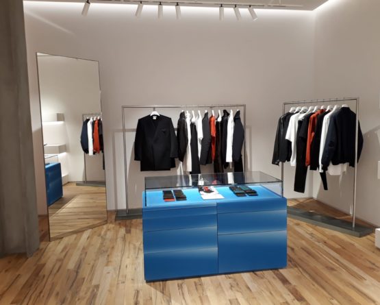 LOCALE Realizzazione arredamento negozio per Bottega Veneta MIAMI 06