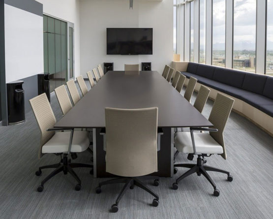 Progettazione arredamento di lusso per sale convegni